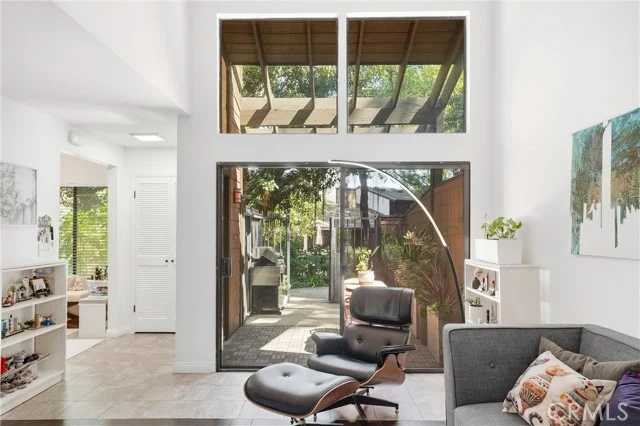 3669 Country Club Drive #C, Long Beach