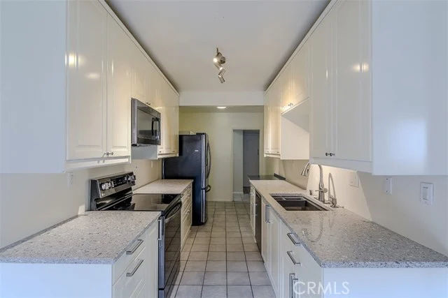 5950 Buckingham #410, Culver City