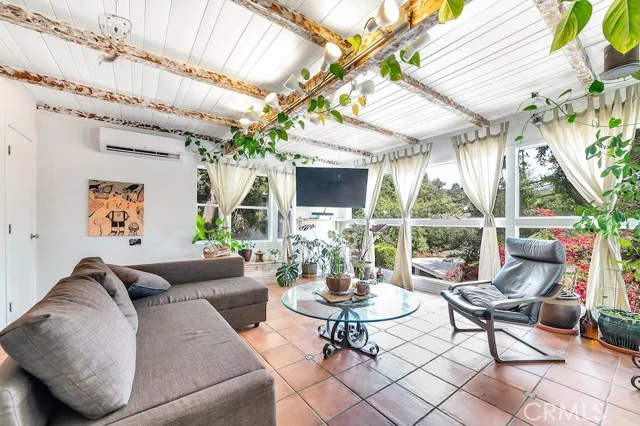 8869 Lookout Mountain Ave, Los Angeles