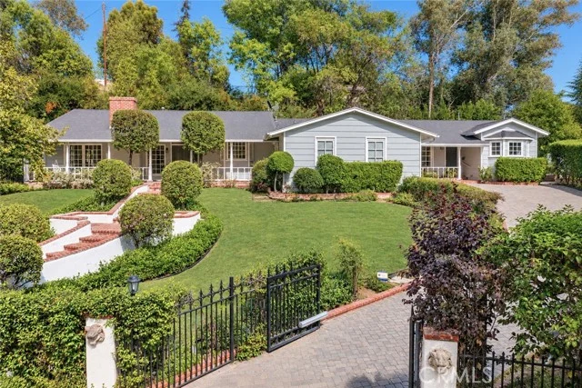 5408 Penfield Avenue, Woodland Hills