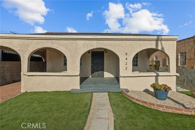 9422 Zamora Avenue photo 1