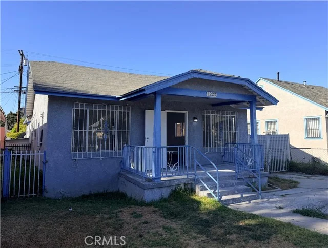 1223 W 69th, Los Angeles