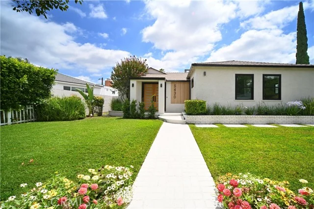5430 Geyser Avenue, Tarzana