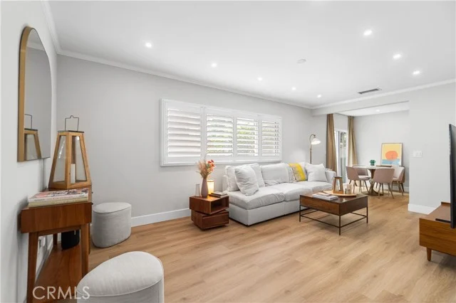 1809 Phelan Lane photo 3