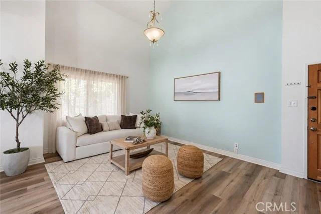 18433 Hatteras #507 photo 3
