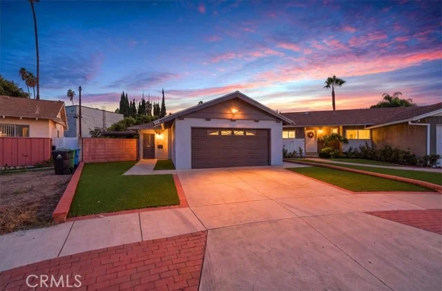7227 Whitaker Avenue, Lake Balboa