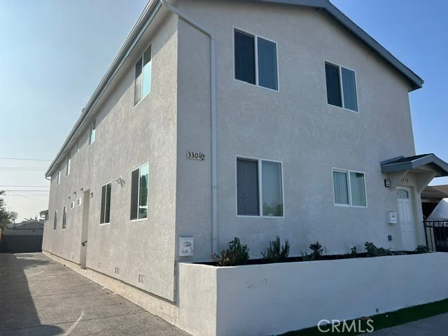 330 1/2 E 99th, Los Angeles