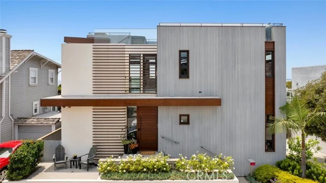 2215 Manhattan Avenue, Hermosa Beach