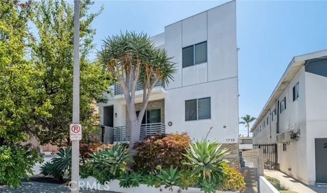 1715 Armacost Avenue #2, Los Angeles