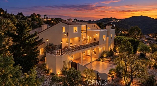 10827 Pacific View Road photo 2