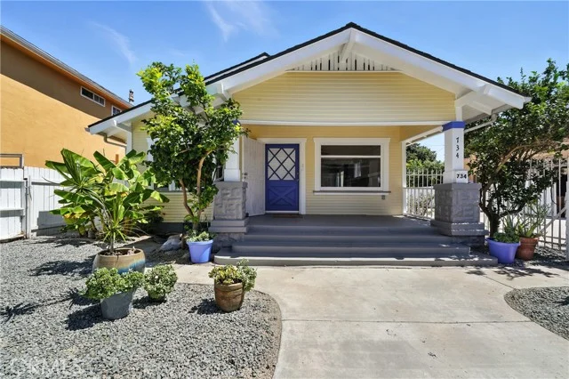 732 Saint Louis Avenue, Long Beach