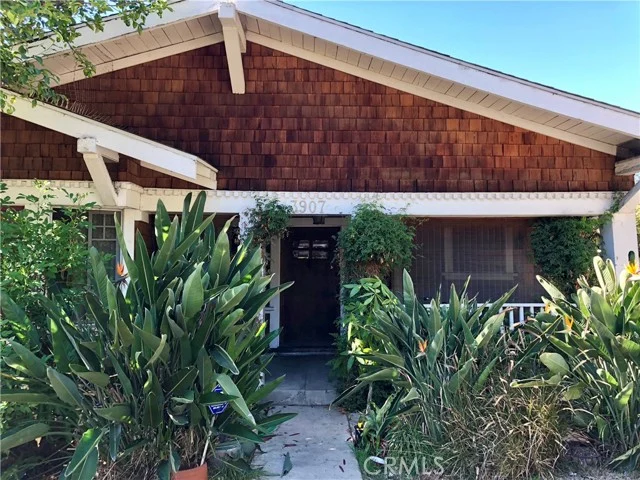 3907 Griffin Avenue, Los Angeles