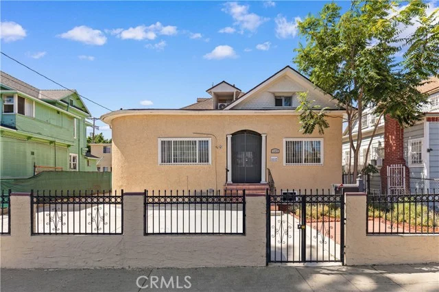 1147 S Westlake Avenue, Los Angeles
