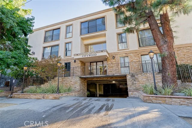 15344 Weddington, Sherman Oaks