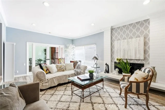 4807 Woodley Avenue #303, Encino