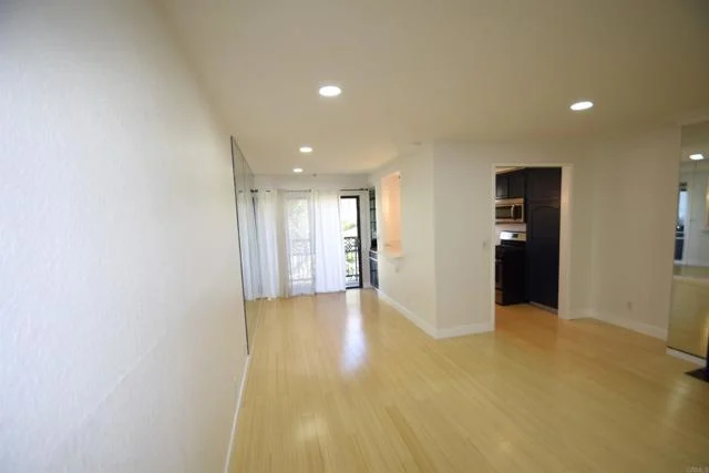 1355 N Sierra Bonita Avenue #204, West Hollywood