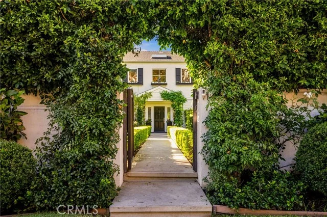 14647 Valley Vista Boulevard, Sherman Oaks