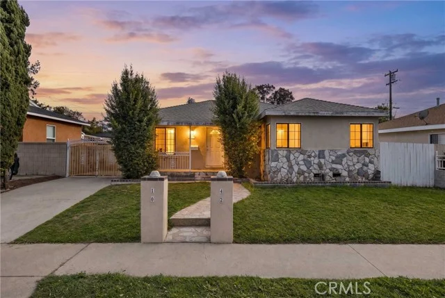 1042 W 132nd, Gardena
