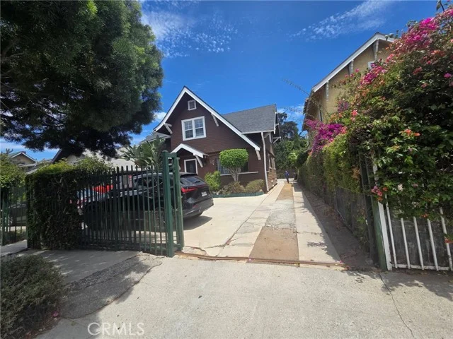 1628 S Van Ness photo 1