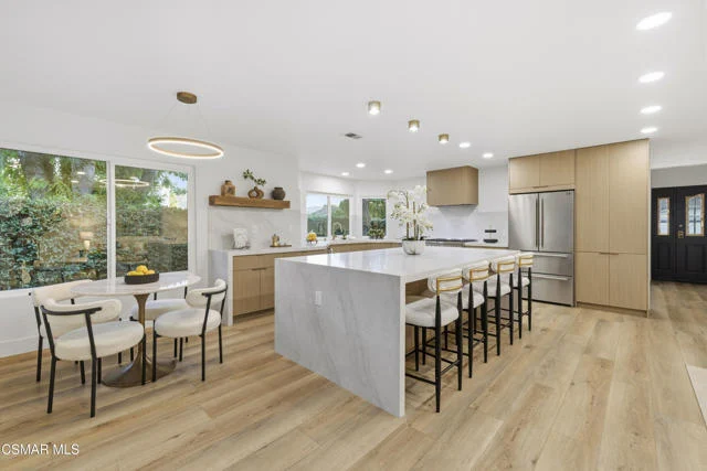 5834 Woodglen Drive, Agoura Hills