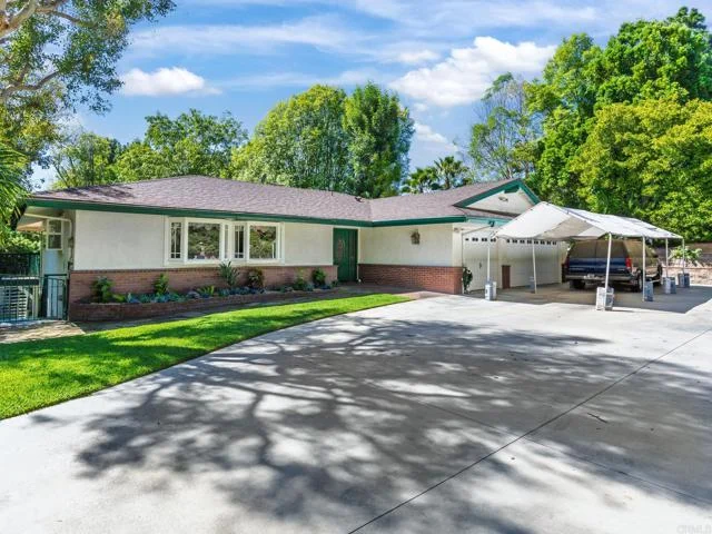 33 Empty Saddle Lane, Rolling Hills Estates