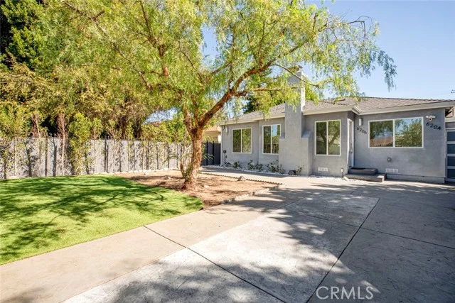 6206 Camellia, North Hollywood