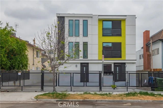 5652 La Mirada Avenue, Los Angeles