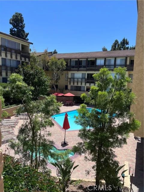 5600 Kensington Way #209 photo 2