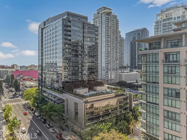 1155 S Grand Avenue #1707, Los Angeles