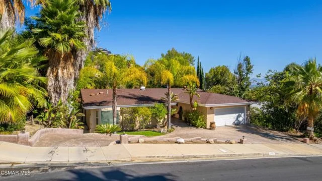 24701 Calvert Street, Woodland Hills