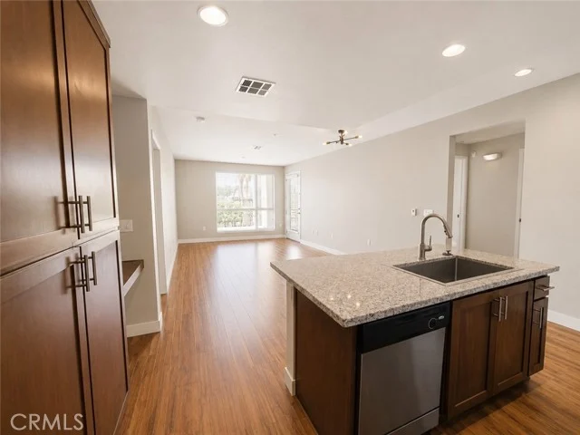 21301 Erwin Street #322 photo 3
