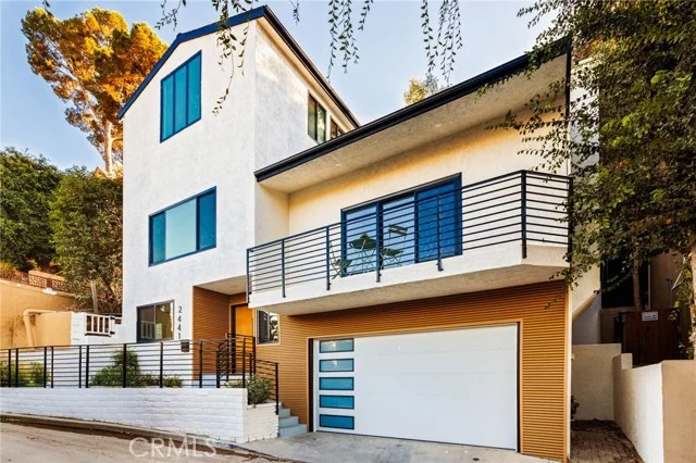 2441 Lyric Avenue photo 1