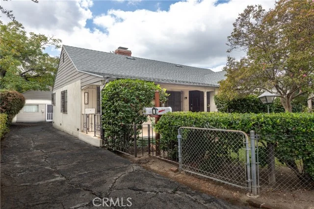 14738 Magnolia, Sherman Oaks