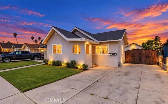 4125 Lennox photo 1