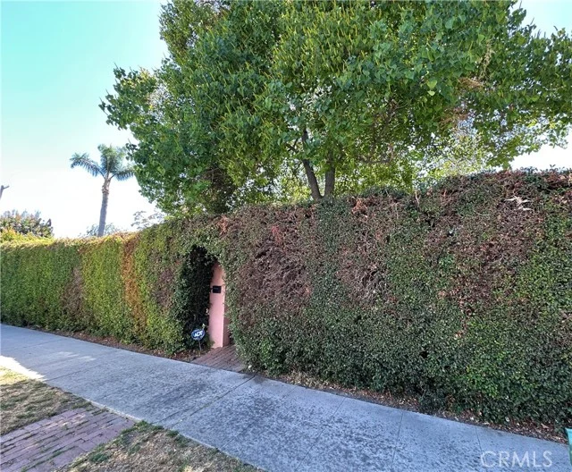 4215 Fair Avenue photo 1