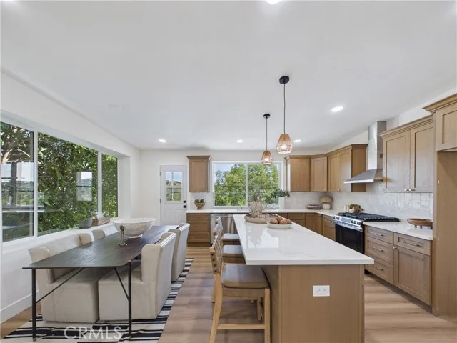 6148 Mount Angelus Drive, Los Angeles