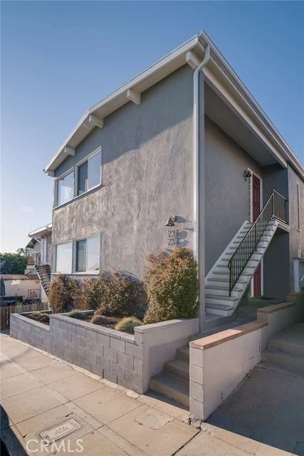 231 Longfellow Avenue photo 1