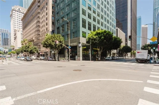 655 S Hope Street #606, Los Angeles