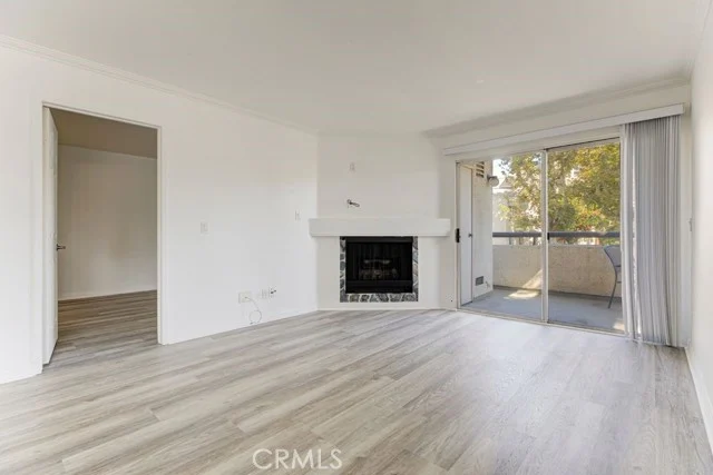 5515 Canoga Ave #105, Woodland Hills