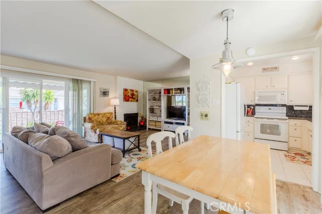 22739 Nadine Circle #B photo 1