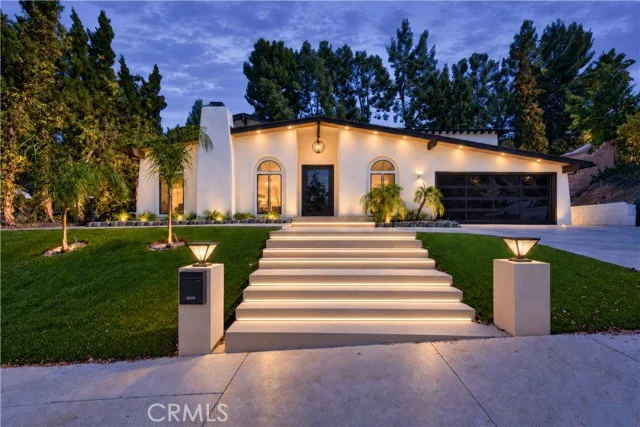 4348 Topanga Canyon, Woodland Hills