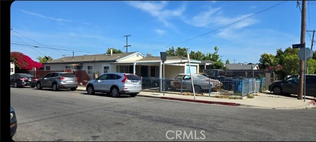 9500 Croesus Avenue, Los Angeles