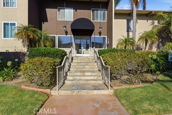 23930 Los Codona #206, Torrance