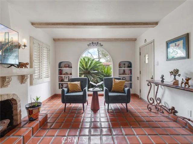 2333 Eucalyptus Avenue, Long Beach