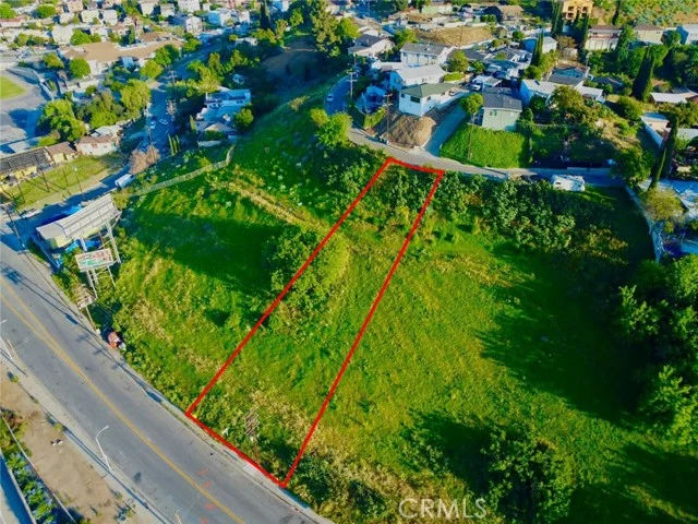 3232 Marengo photo 1