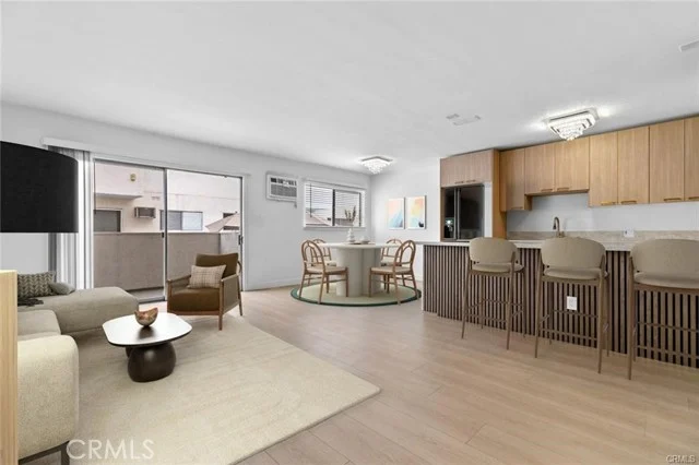 960 Larrabee #120, West Hollywood