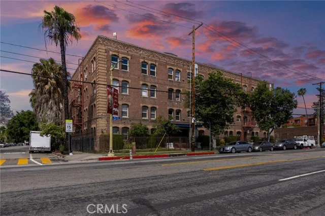 4125 S Figueroa #202, Los Angeles