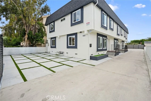 7010 Lennox Avenue photo 1