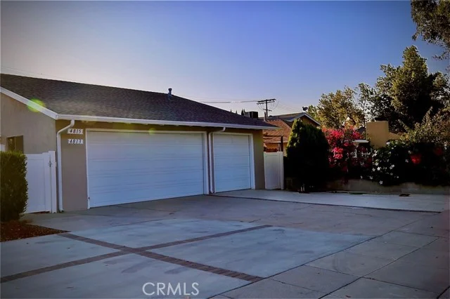 4813 Topanga Canyon photo 2