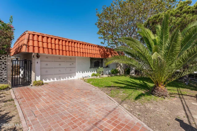 5245 Bindewald Road photo 2